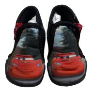 Παιδική παντόφλα μαύρη/κόκκινη Cars Αγορίστικες Παντόφλες Amaryllis Slippers Παιδική παντόφλα μαύρη/κόκκινη Cars