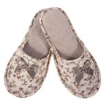 Γυναικεία παντόφλα υφασμάτινη μόκα εμπριμέ λουλούδι βαμβακερή Ελληνικής κατασκευής