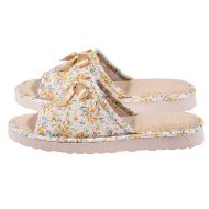 Γυναικείες Παντόφλες Ανοιχτές “Κίτρινο Floral” – Χειροποίητες Ελληνικής Κατασκευής Παντόφλες Γυναικείες Amaryllis Slippers Γυναικείες Παντόφλες Ανοιχτές "Κίτρινο Floral" – Χειροποίητες Ελληνικής Κατασκευής